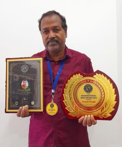 Artist Devassia Devagiri Awards